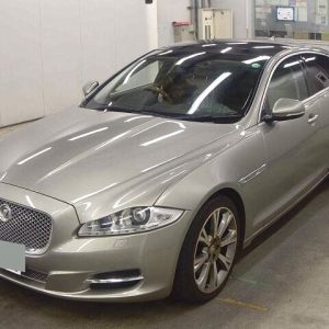 Arriving January. 2014 Model Jaguar XJ X351 3.0 V6 "Portfolio" AWD Petrol Only 21000 Miles From New