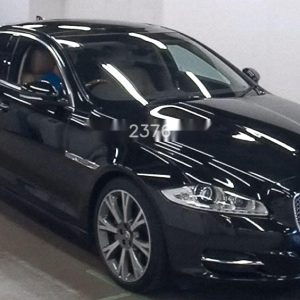 2014/64 XJ 3.0 V6 Petrol 340 BHP "Supercharged" Premium Luxury Petrol X351 Model. ONLY 19000 Miles from New