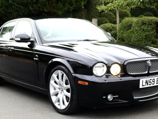 An Exceptional 2009/59 Jaguar XJ 4. 2 V8 Executive, Petrol X358 "Final Edition"