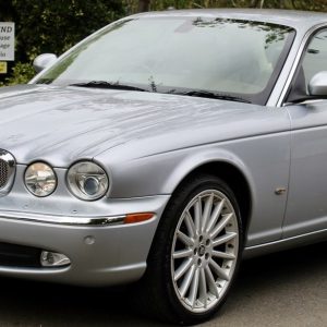 A Beautiful and Very Rare 2006/06 Jaguar XJ 4.2 "Super V8" LWB Supercharged Sovereign, Petrol, X350 Model,