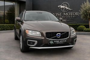 SOLD. 2014/64 Volvo XC70 3.0 T6 AWD Se Lux Premium Automatic Estate