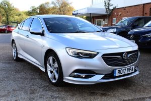 2017/17 Vauxhall Insignia SRi 2.0 Turbo Diesel  VX Line Nav, Presented in Silver Metallic With Black Velour Interior, 102,000 Miles With a Full Service History.